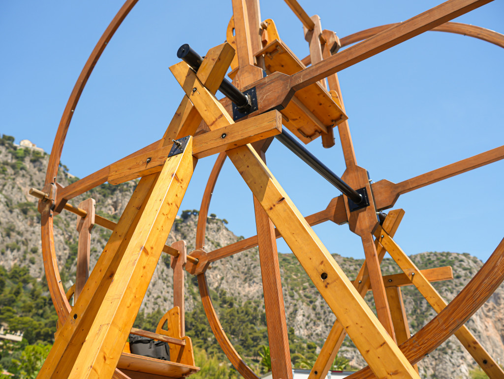 LA BELLE ROUE, roue à propulsion en bois, éco solidaire