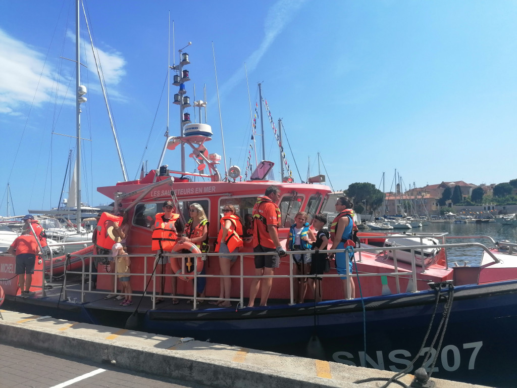 La SNSM et leur promenade en mer